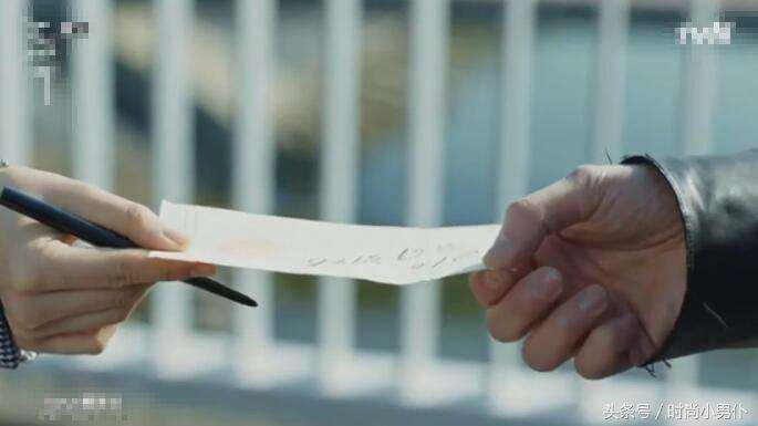 给自己的新年礼物阿玛尼口红,给自己的新年礼物