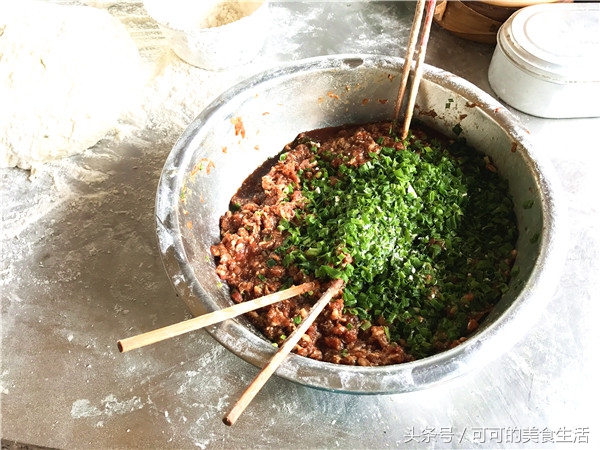 下午茶喝豆浆，一碗宛若鸡蛋羹的咸豆浆，谁能不爱？