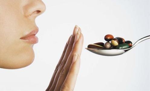 孕期生病吃药有事没,孕期生病为什么不能吃药