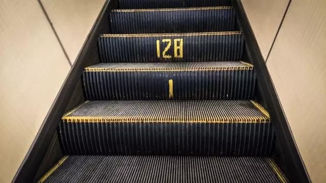 带三个美女自驾中国,自驾房车欧洲之旅