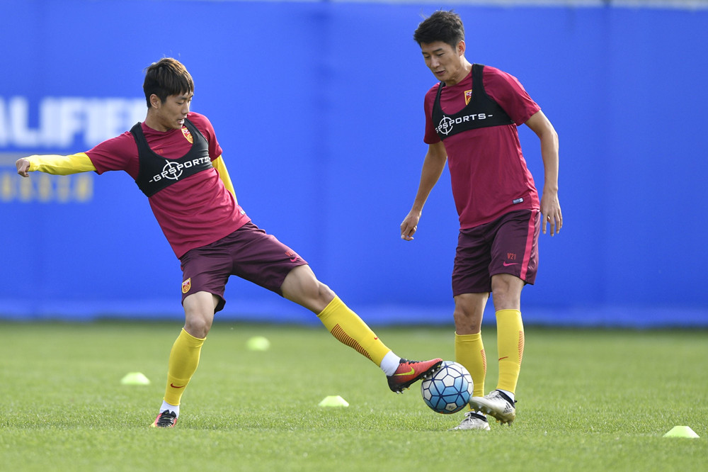 傅欢上港热身赛视频,傅欢离开上港了吗