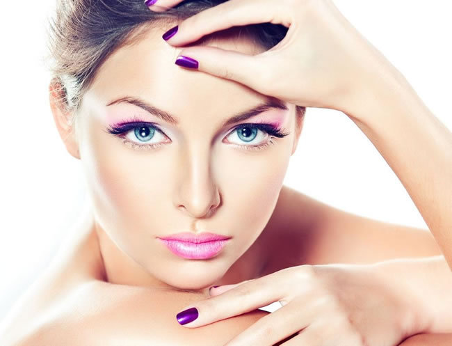 女孩子真的必须要学会化妆吗,女生化妆真的会精致一点吗