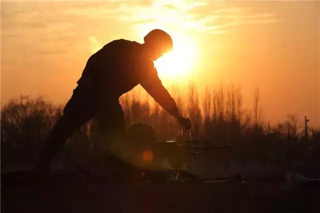 怎么追一个没见过的兵哥哥,你们的兵哥哥是怎样把你追到手的