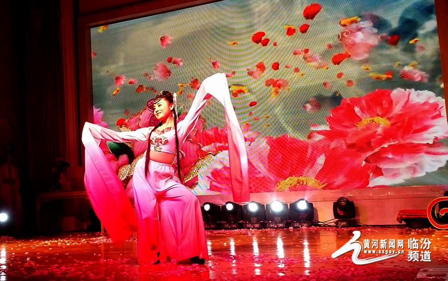 临汾婚庆团队的盛典——龙之缘新春答谢会