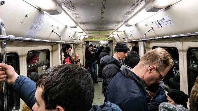 带三个美女自驾中国,自驾房车欧洲之旅