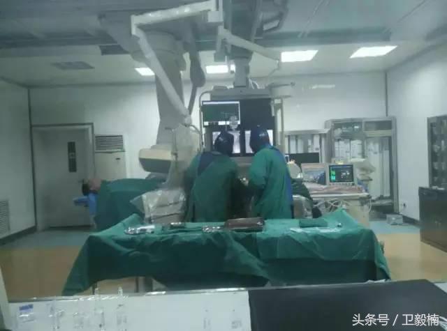 微创介入科一卫毅楠,什么是血汗管介入治疗