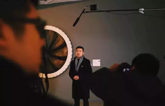 来自艺术的回响：须有作为