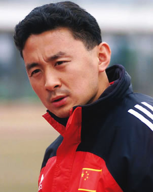 他是中国历史上最牛逼的足球教练,中国足球史上最伟大的三位教练