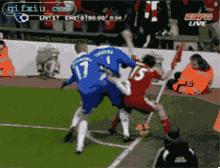 德罗巴训斥假摔队友2010,德罗巴回到更衣室怒斥假摔队友