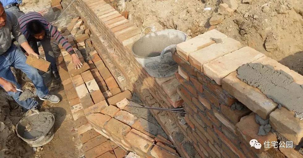 他花25万城郊盖栋轻钢房为何却羡煞了100万城市买楼的发小？