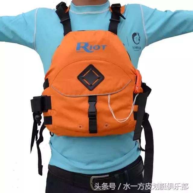 第一次玩皮划艇需要关注什么,休闲皮划艇上艇技巧