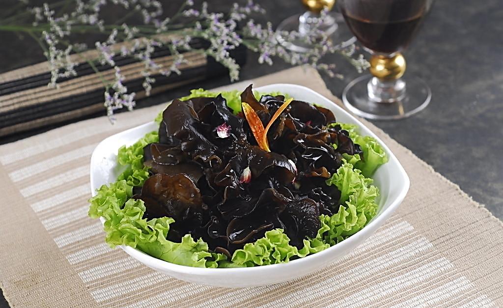 黑色食物对白癜风病情有什么帮助,白癜风患者的饮食有什么要求