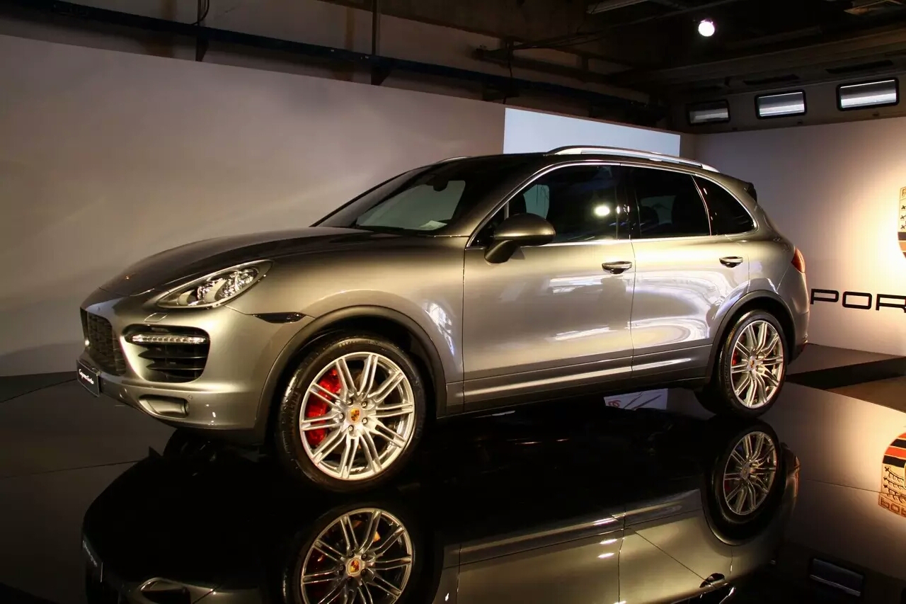 越野性能最强的坦克汽车,坦克硬派纯越野车