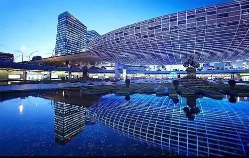 上海各商场停车场收费标准,上海哪个区停车费最便宜