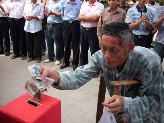 手机里最值得你怀念的照片,怀念手机里仅存最珍贵的照片