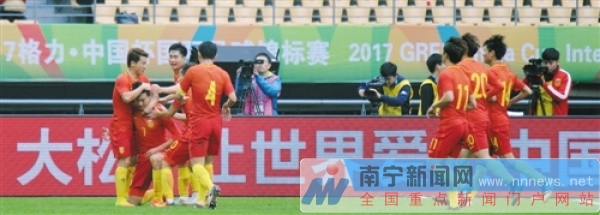 采访广西球迷对国足的看法,南宁国足