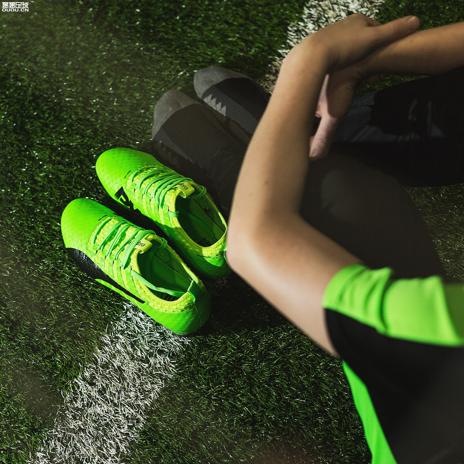 puma彪马新款白色,puma发布futureinhale限量足球鞋