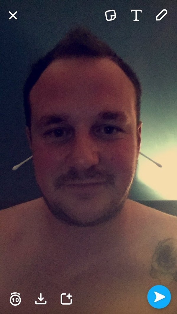 鑻规灉绉嬪鍙戝竷鏂版鑰虫満鐖嗘枡,鑻规灉杩欐鍙戝竷鏂版鑰虫満浜嗗悧