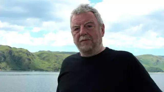 来自艺术的回响：须有作为