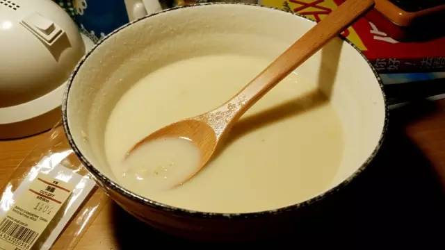 一梳头掉一把发？别慌！你该试试这三招！