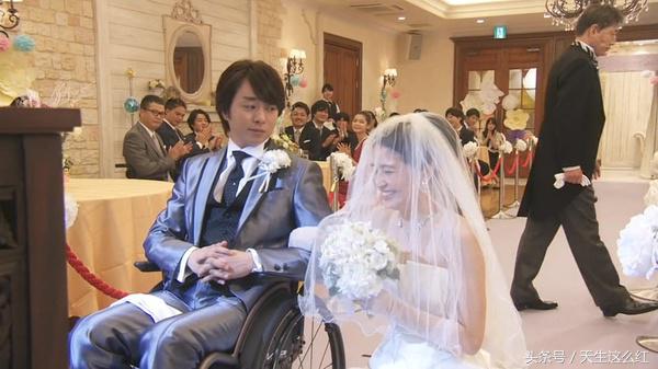 傻白甜、励志运动员、搅基大叔，过年回家路上，四小时三部剧！