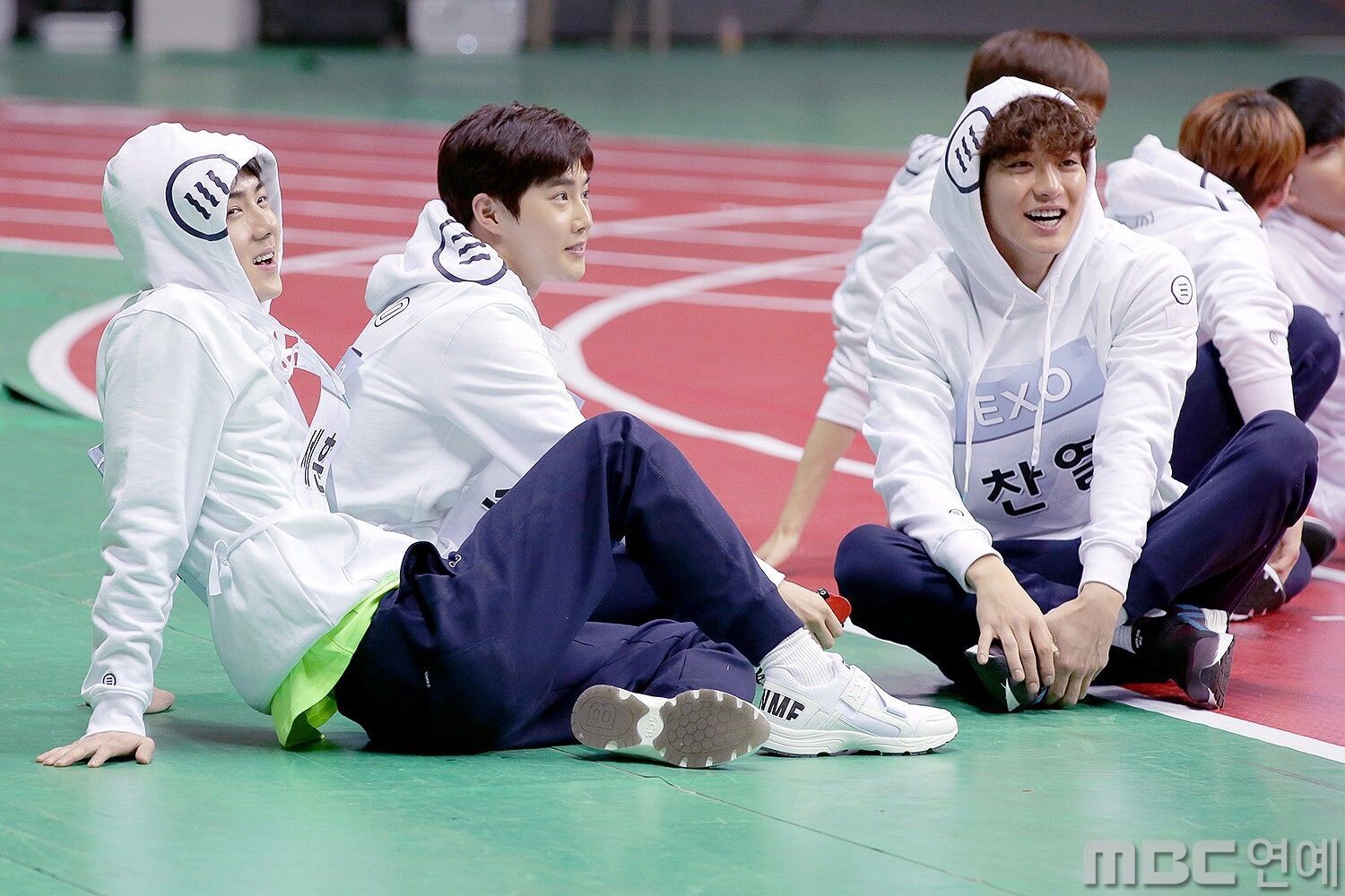 偶像运动会EXO,偶像运动会exo薄荷绿