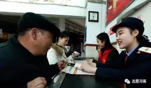 温暖春运志愿者在行动 (党员志愿者温暖春运回家路)