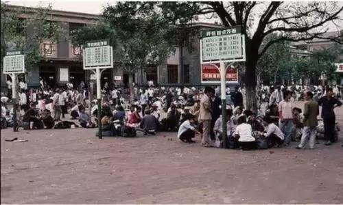 新中国发展的瞬间视频,中国新发展震撼视频