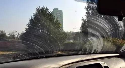 标致408和雷凌双擎哪个好,卡罗拉双擎和标致408选哪款