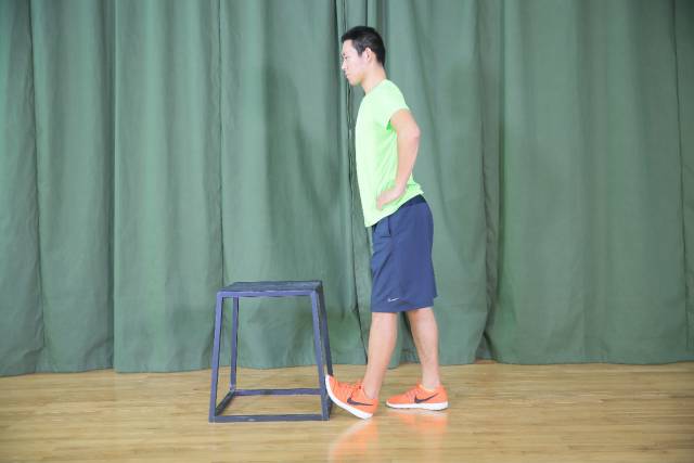 跑后正确拉伸动作教程避免粗腿,如何短跑后拉伸