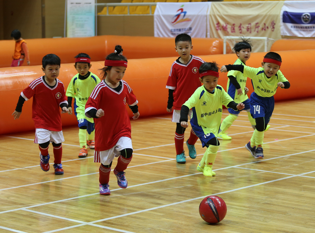 韩旭足球国安,邓乐军参加足球综艺节目