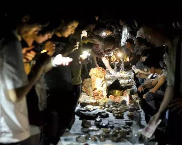 莆田鬼市真假鞋,莆田鞋城鬼市在哪里