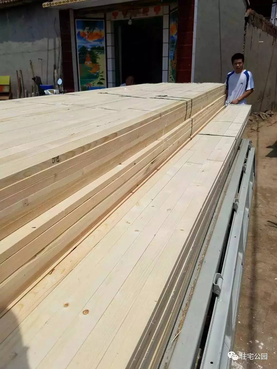 他花25万城郊盖栋轻钢房为何却羡煞了100万城市买楼的发小？