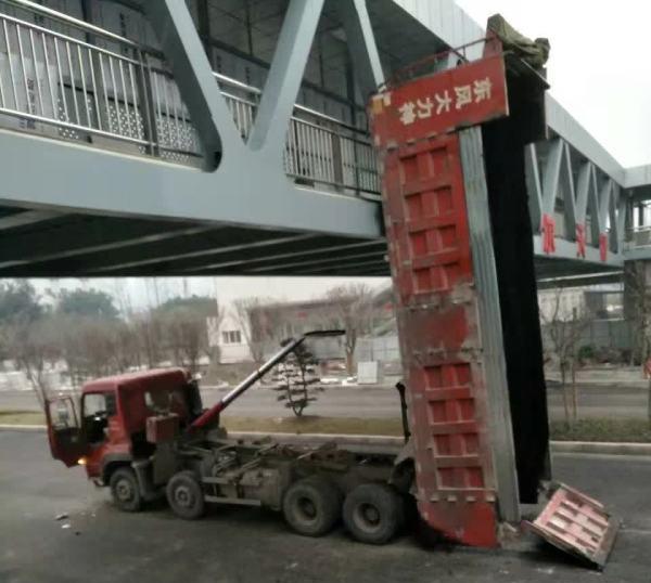 车在囧途︱车速300码时听什么歌最带劲？急！在线等