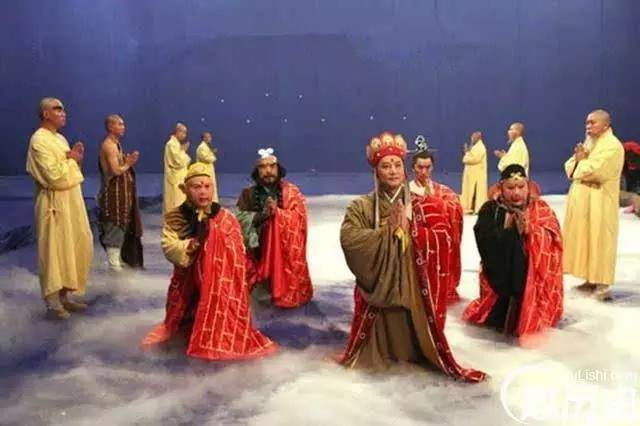 孙悟空成佛后比唐僧地位高吗,成佛后孙悟空的地位比观音高吗