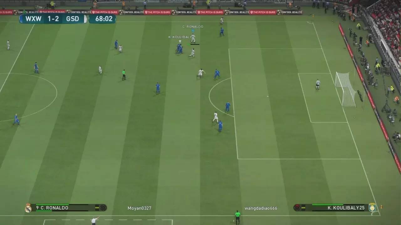 假装懂球｜蹴鞠实况杯赛8强：江苏苏宁郁金香VS卡卡