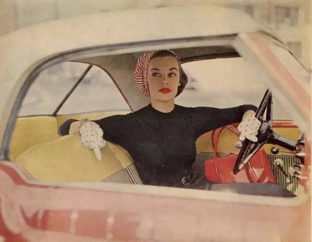 甲之蜜糖乙之霜英文,甲之蜜糖乙之砒霜翻译