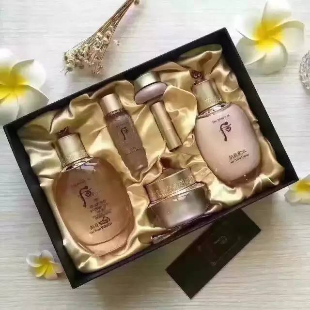 今年过年不收礼，收礼还收whoo套盒~