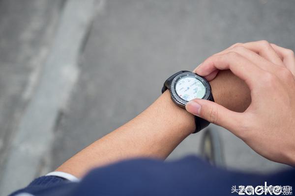 top gear第22季完美巨蛙 (三星智能手表gears3现在还可以吗)