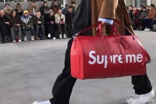 时装周lv秀场,lv2022秋冬男装秀