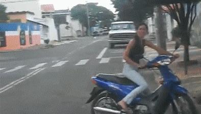 傻缺别再吃了，它就是烂南瓜，没吃出来吗？