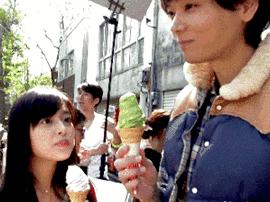 傻缺别再吃了，它就是烂南瓜，没吃出来吗？