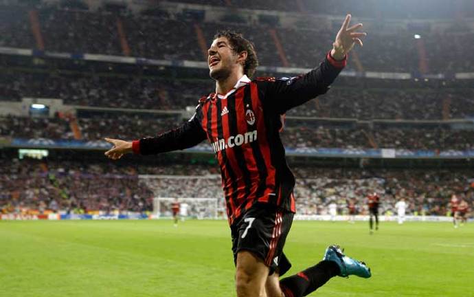 24秒挑落巴萨，用命赌金球的天才这次加盟中超史上最强升班马？