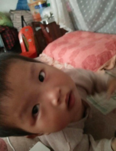 脑瘫孩子不会爬就一定不能走吗,脑瘫儿童不会爬怎么训练