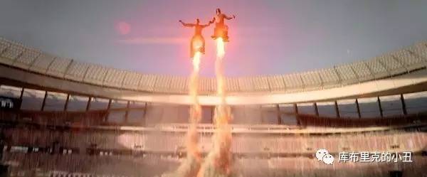 你们这些喜剧艺人，正经演起戏来，也能如此精彩