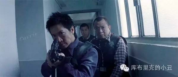 你们这些喜剧艺人，正经演起戏来，也能如此精彩