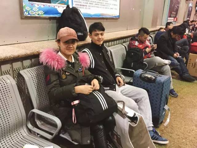 你见过清晨的西安火车站吗,清晨的西安火车站是什么样的