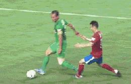 足坛史上十大令人震惊瞬间,盘点足坛五个无法复制的瞬间