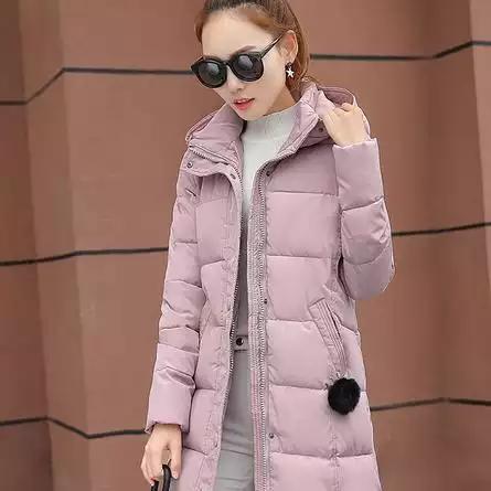 四十多穿什么棉服颜色时尚大气,谁说40岁女人不能这么穿