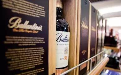 旅游的最后一站是狂欢购物,旅行必买清单推荐